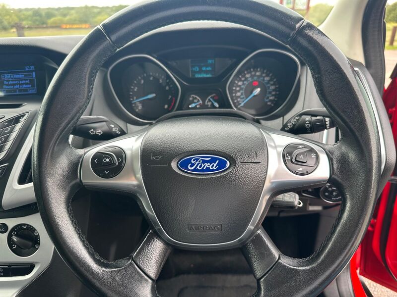 FORD FOCUS