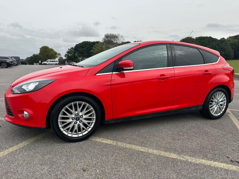 FORD FOCUS
