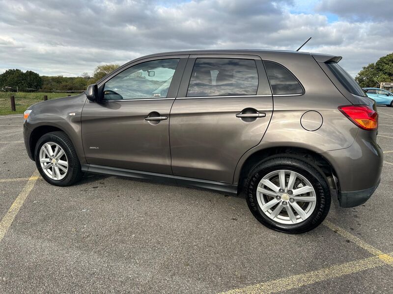 MITSUBISHI ASX