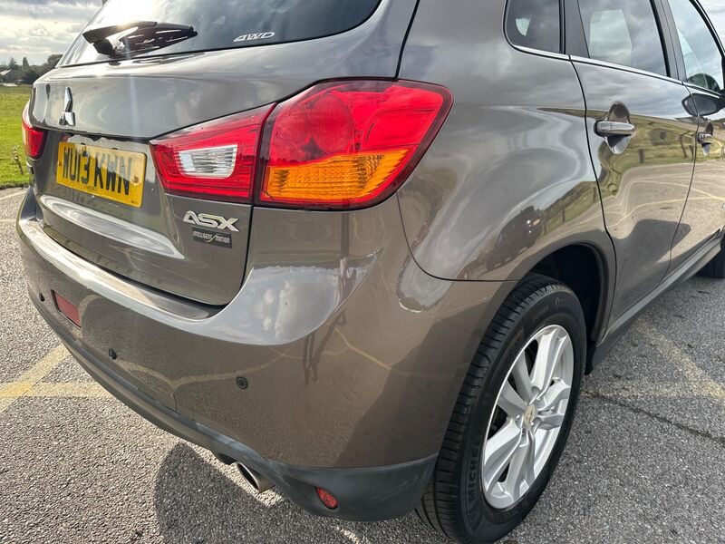 MITSUBISHI ASX