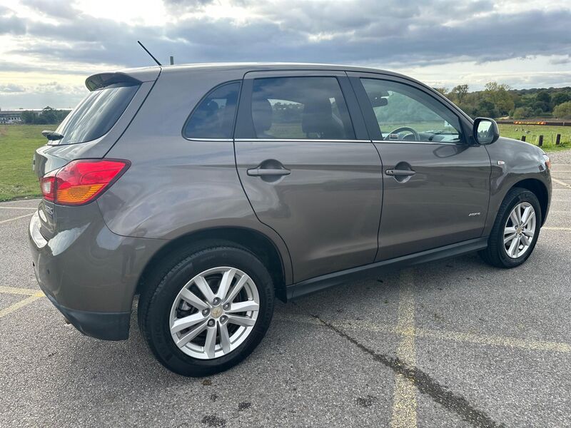 MITSUBISHI ASX