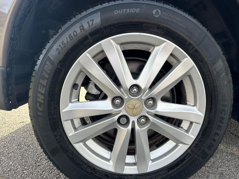 MITSUBISHI ASX