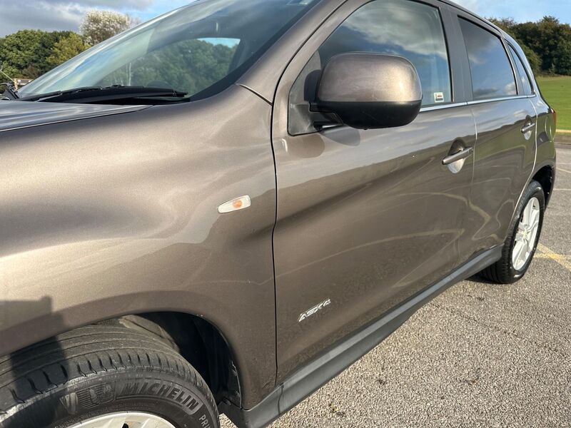 MITSUBISHI ASX