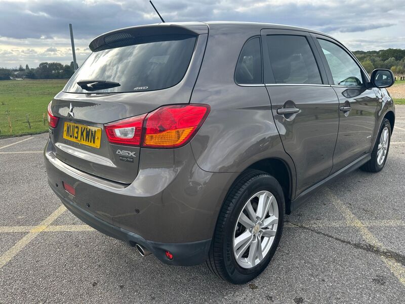 MITSUBISHI ASX