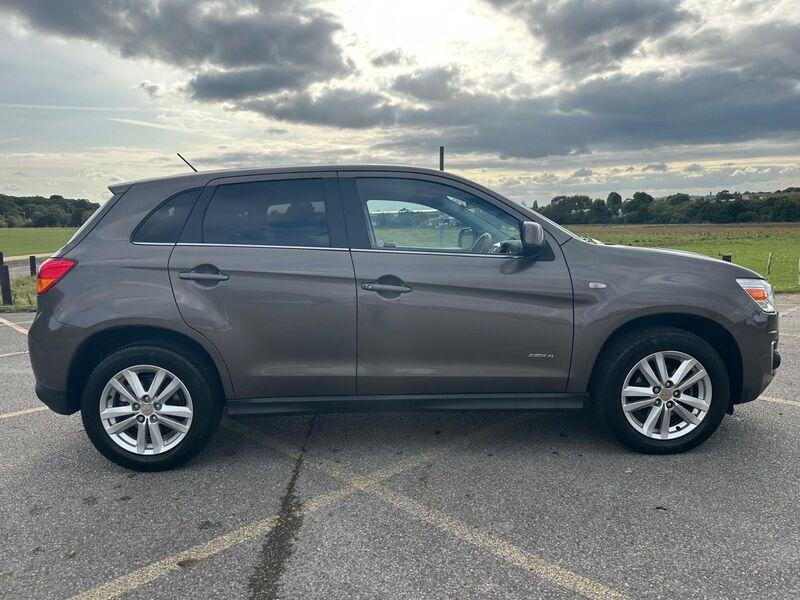 MITSUBISHI ASX