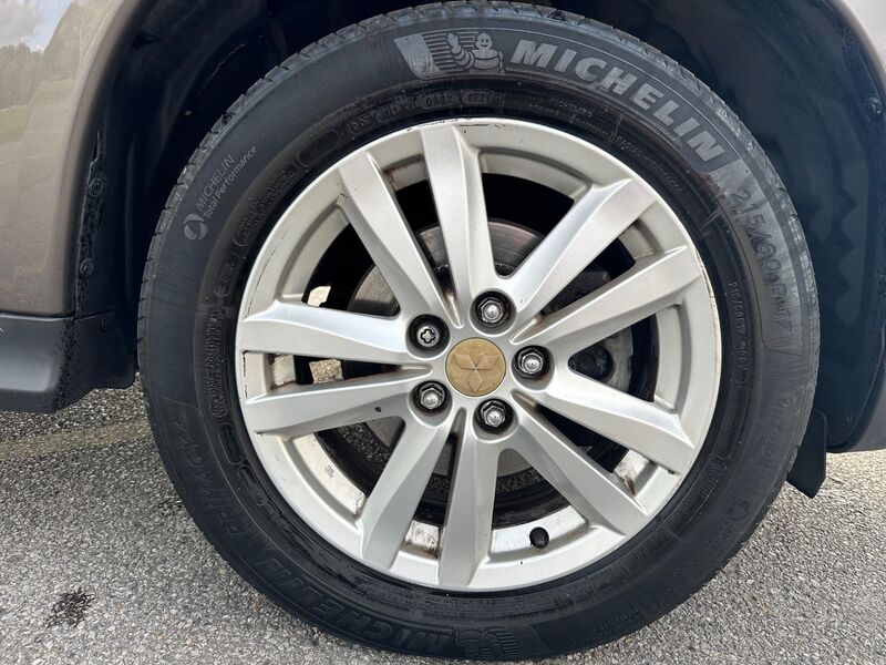 MITSUBISHI ASX