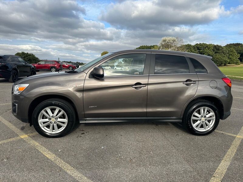 MITSUBISHI ASX