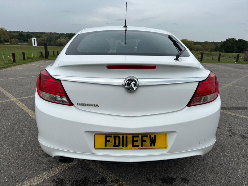VAUXHALL INSIGNIA
