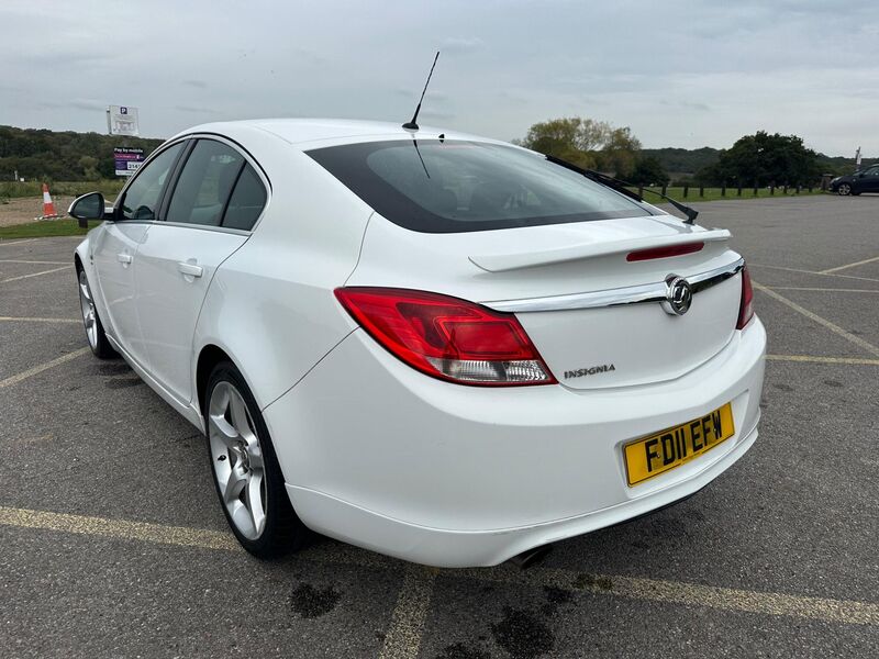 VAUXHALL INSIGNIA