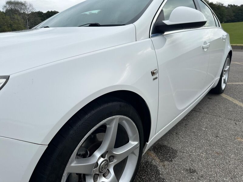 VAUXHALL INSIGNIA