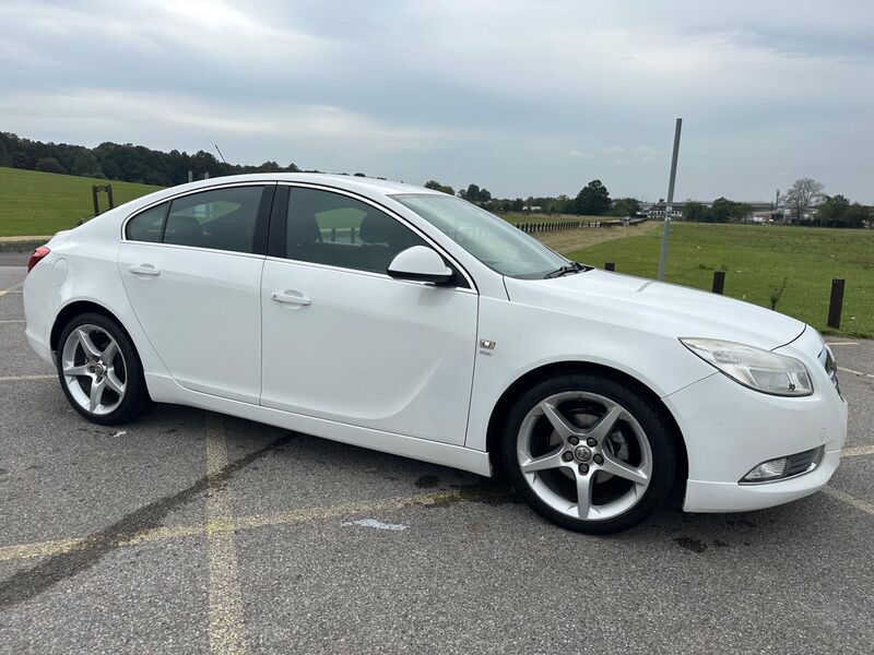 VAUXHALL INSIGNIA