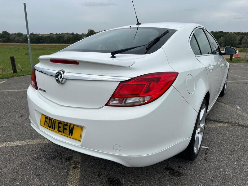 VAUXHALL INSIGNIA
