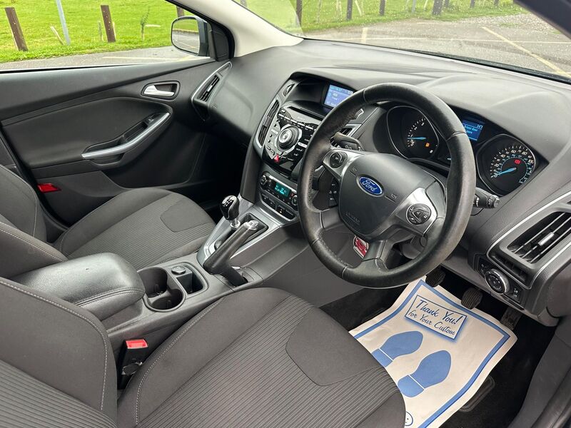 FORD FOCUS