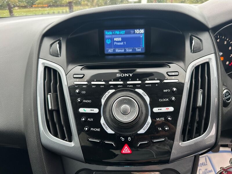 FORD FOCUS