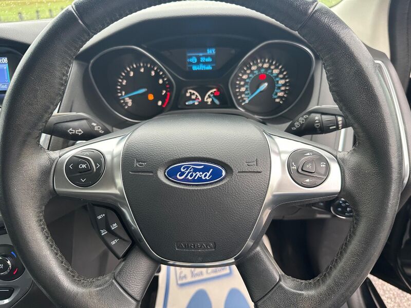 FORD FOCUS
