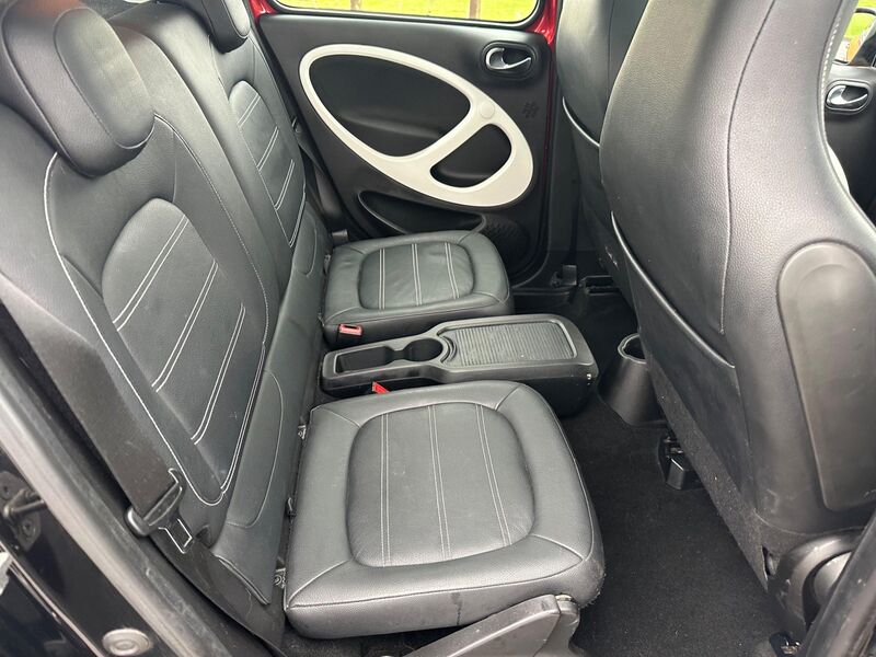 SMART FORFOUR