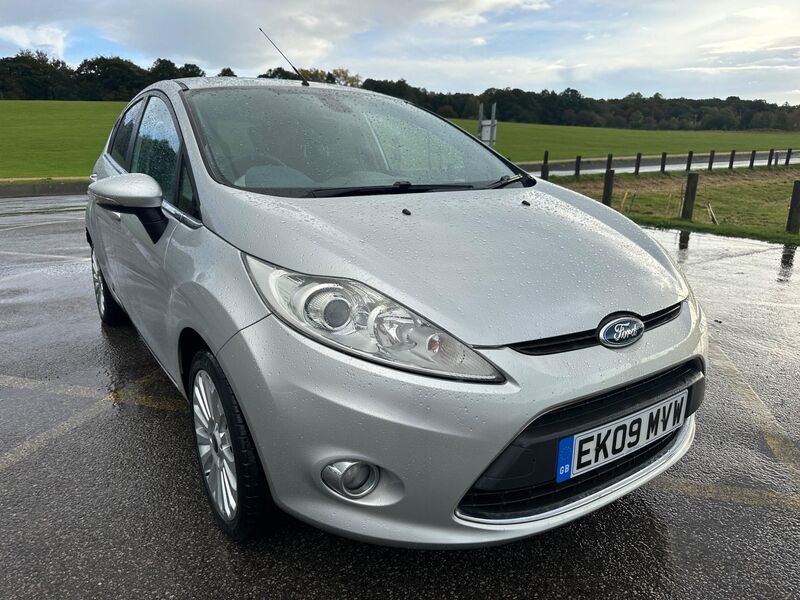 View FORD FIESTA 1.4 Titanium 5dr