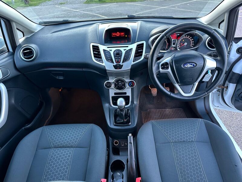 FORD FIESTA