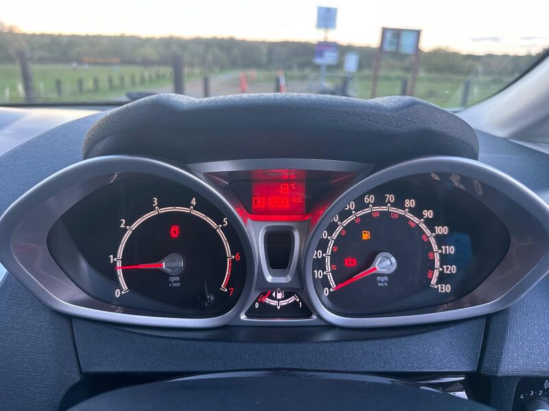 FORD FIESTA