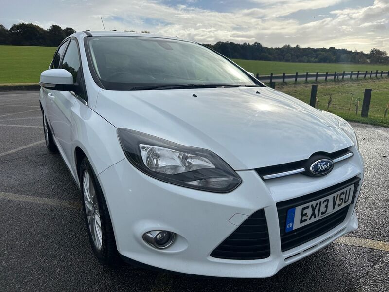 View FORD FOCUS 1.0T EcoBoost Zetec Euro 5 (s/s) 5dr