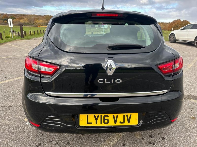 RENAULT CLIO