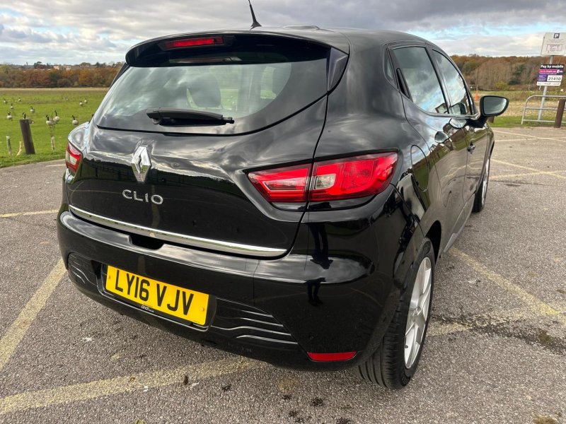 RENAULT CLIO