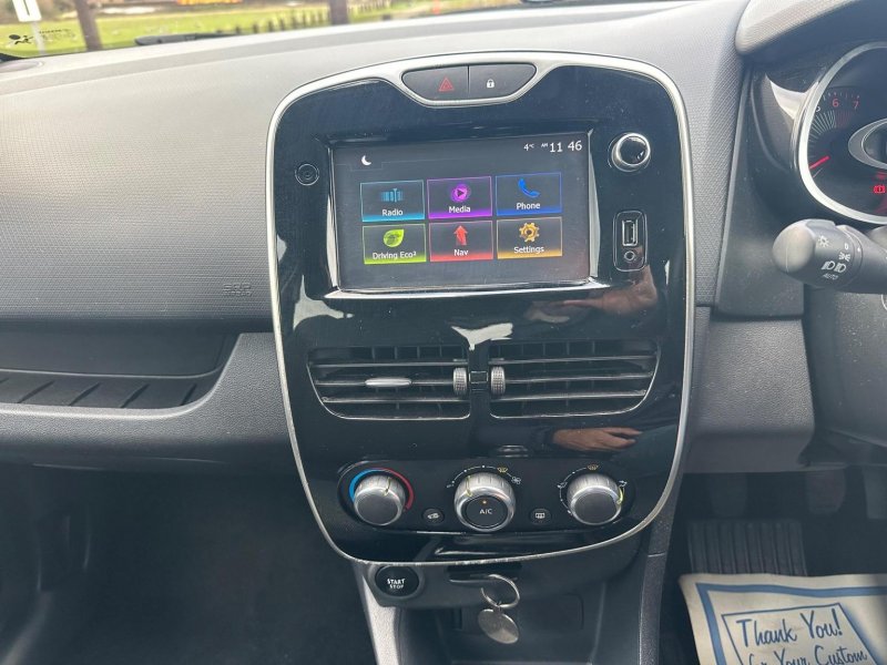 RENAULT CLIO