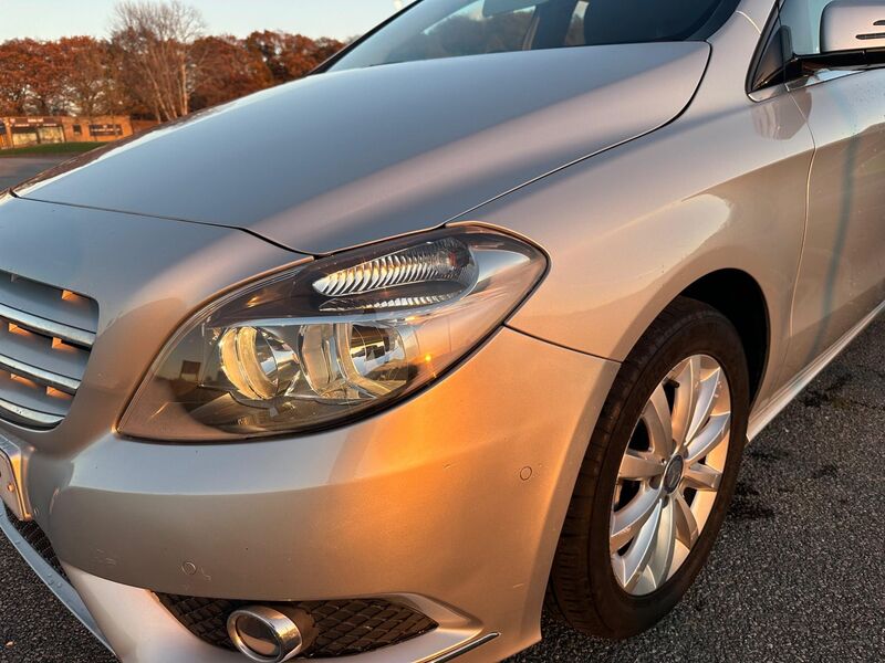 MERCEDES-BENZ B CLASS