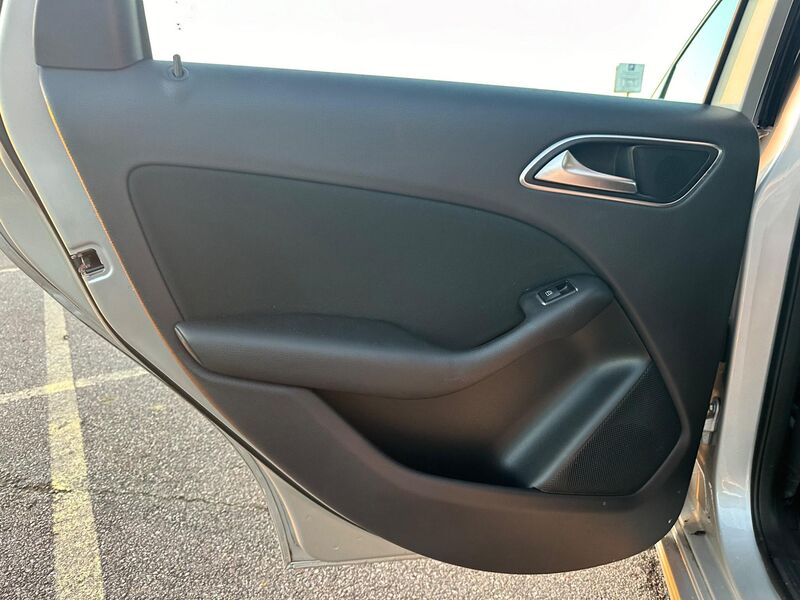 MERCEDES-BENZ B CLASS