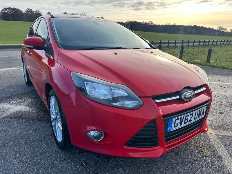 View FORD FOCUS 1.0T EcoBoost Zetec Euro 5 (s/s) 5dr