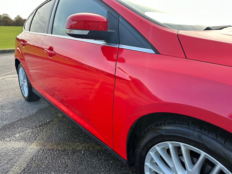 FORD FOCUS