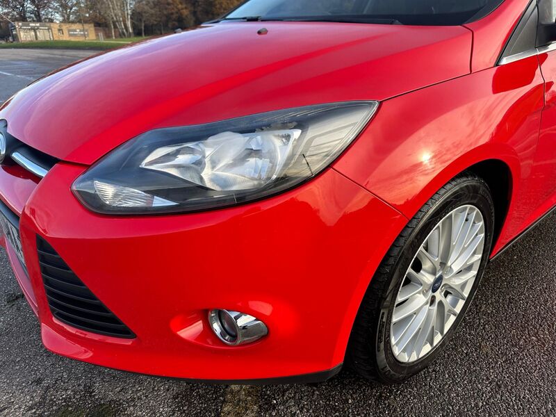 FORD FOCUS
