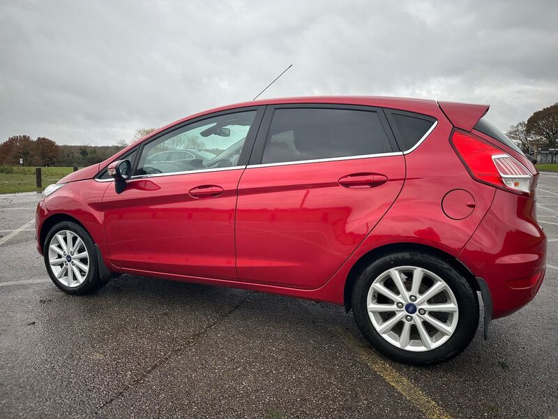 FORD FIESTA