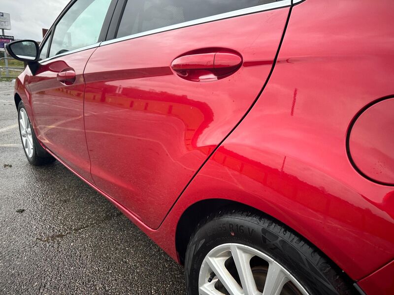 FORD FIESTA