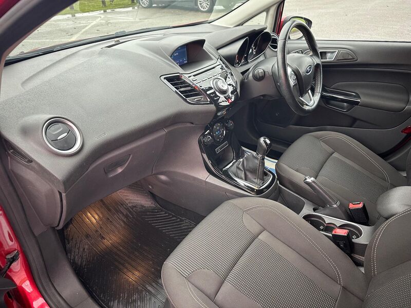 FORD FIESTA