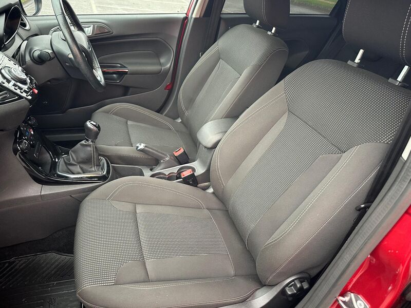 FORD FIESTA