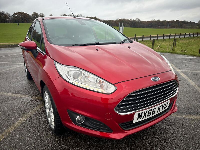 View FORD FIESTA 1.0T EcoBoost Titanium Euro 6 (s/s) 5dr