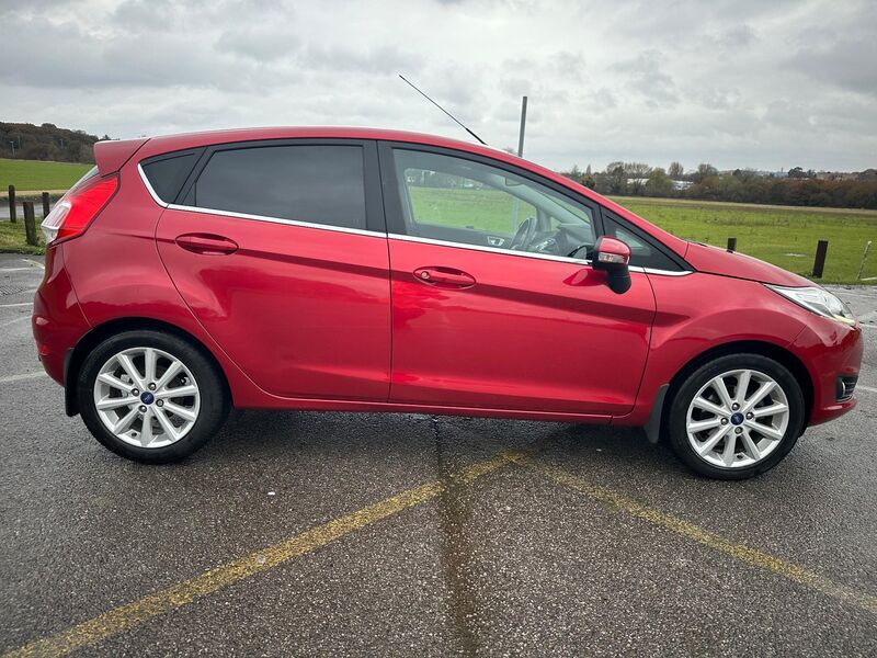 FORD FIESTA