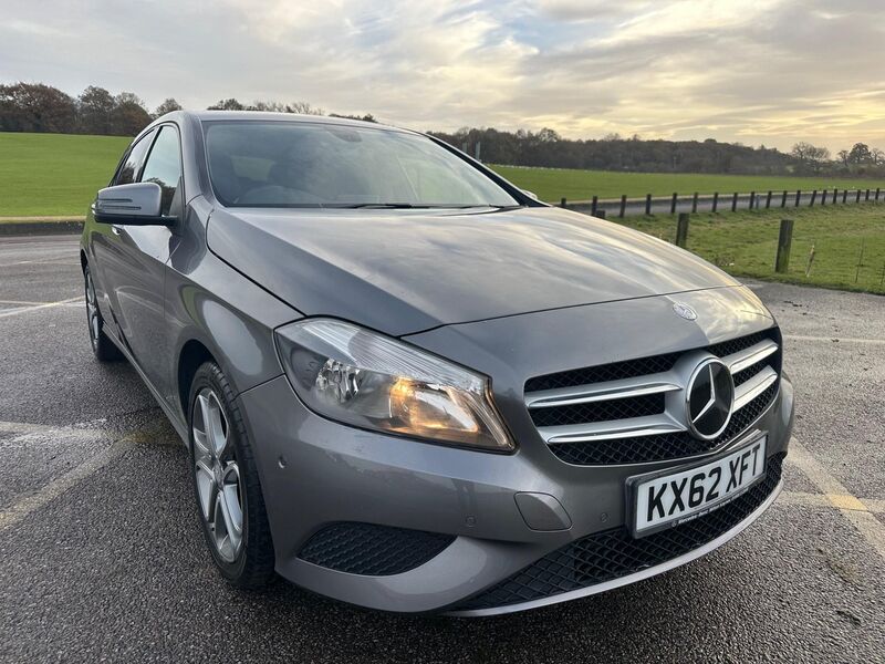 View MERCEDES-BENZ A CLASS 1.8 A180 CDI BlueEfficiency Sport 7G-DCT Euro 5 (s/s) 5dr