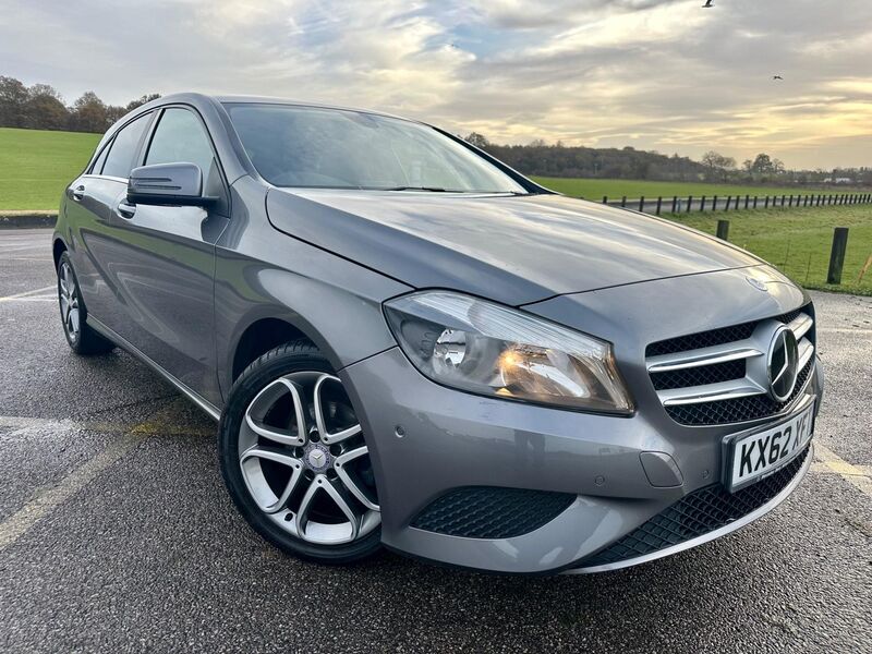 View MERCEDES-BENZ A CLASS 1.8 A180 CDI BlueEfficiency Sport 7G-DCT Euro 5 (s/s) 5dr