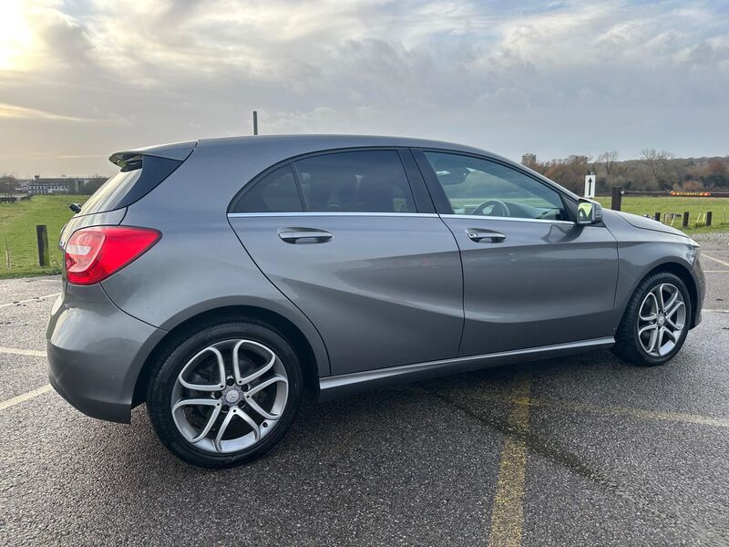 MERCEDES-BENZ A CLASS