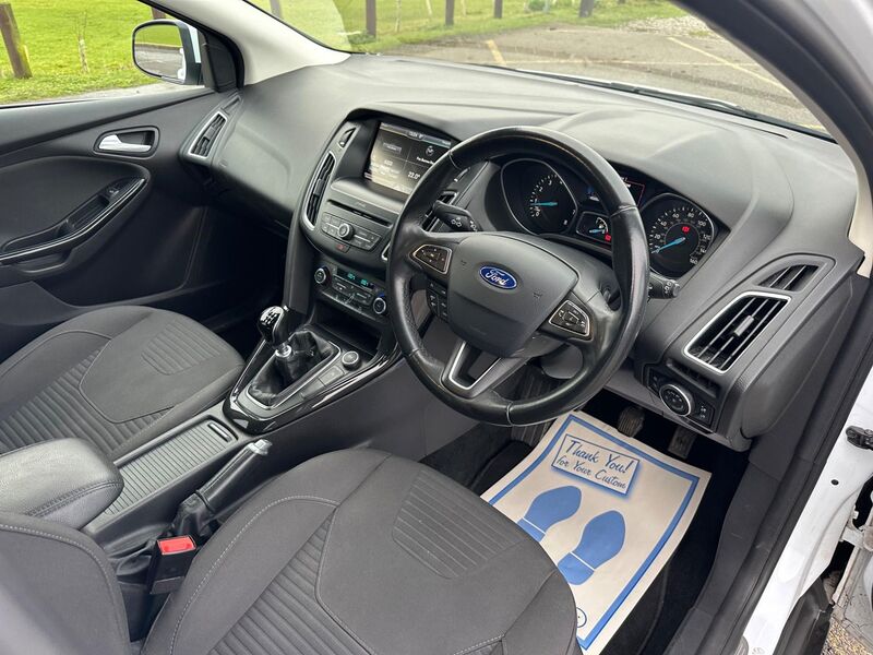 FORD FOCUS