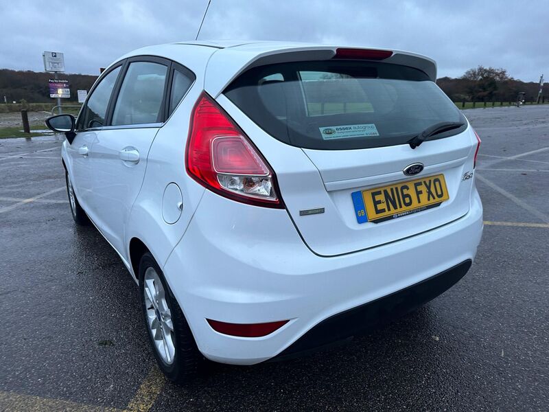FORD FIESTA