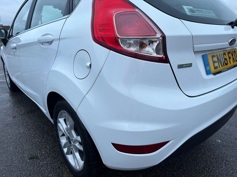 FORD FIESTA