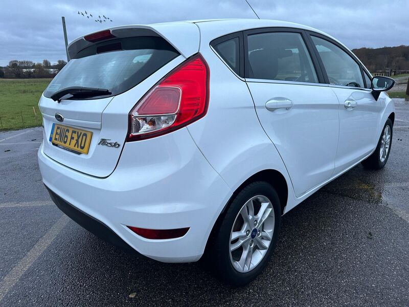 FORD FIESTA
