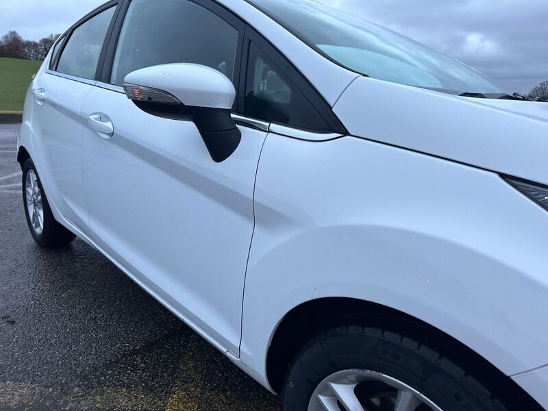 FORD FIESTA