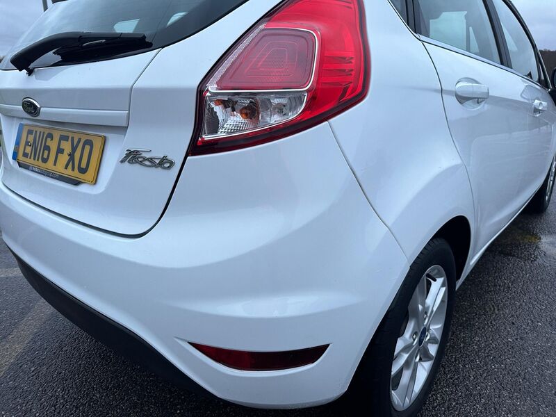 FORD FIESTA