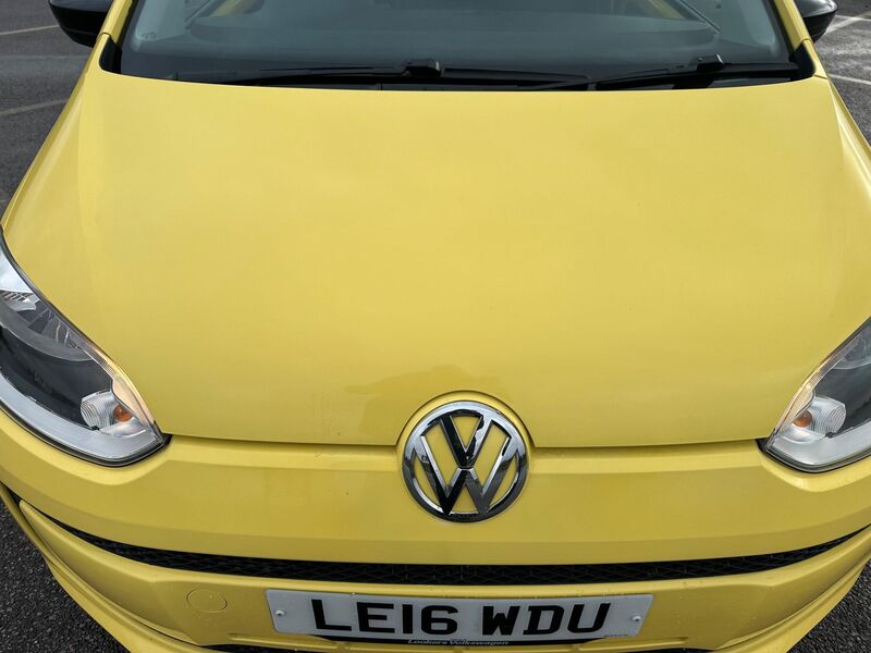 VOLKSWAGEN UP