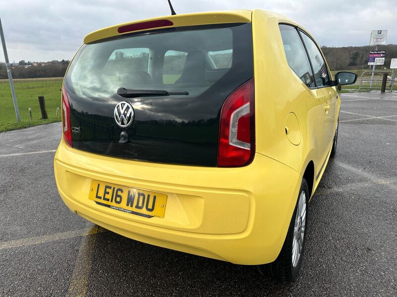 VOLKSWAGEN UP