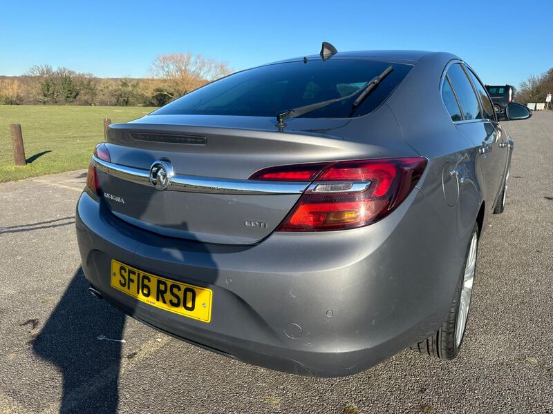 VAUXHALL INSIGNIA